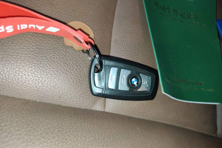 Used BMW 5 Series 2017 520Li Elegant Edition
