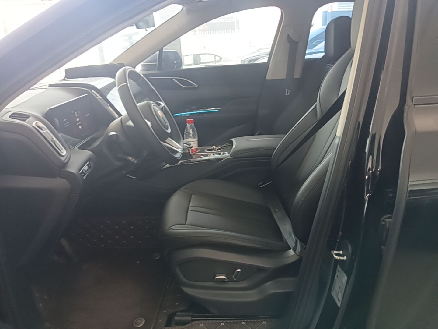Hongqi HS3 PHEV 2024 PHEV 115km Jingwei Edition — снимка 17