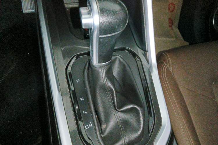 Used Haval H6 2017 Blue Label 1.5T Automatic Two-Wheel Drive ZhiShang Model