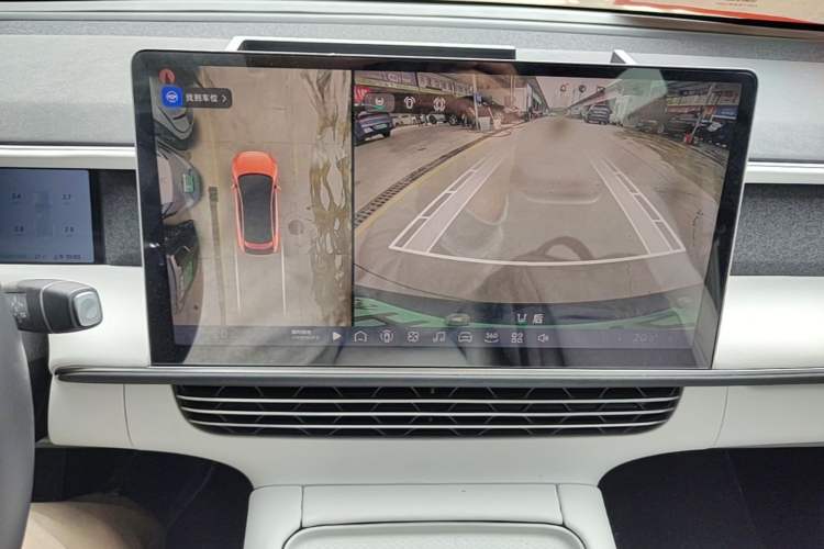 Used XPeng G6 2023 755 Ultra-Long Range Max Audio And AC Panel