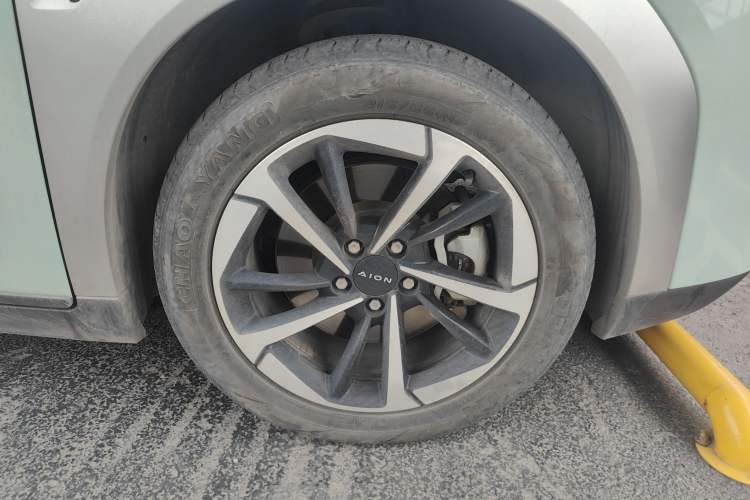 Used AION Y 2022 Plus 80 Smart Edition
