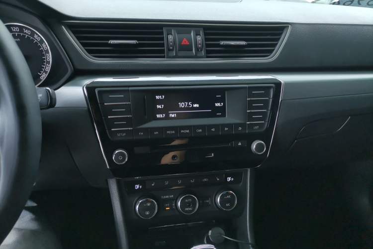 Used Skoda Superb 2016 TSI280 DSG Innovation Edition