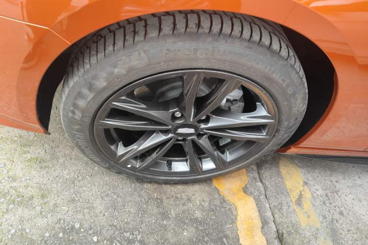 Used Cadillac CT4 2023 25T Luxury Model Exterior 4