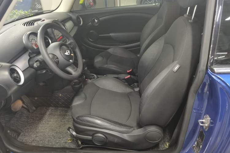 Used MINI MINI 2012 1.6L COOPER Baker Street
