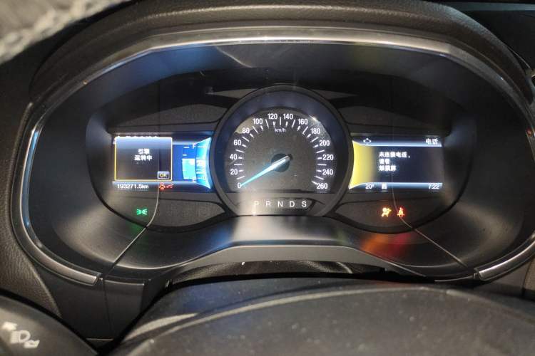 Used Ford Edge 2016 EcoBoost 245 Two-Wheel-Drive Titanium 7-Seater
