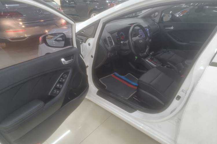 Used Kia K3 2016 1.6L Automatic GL
