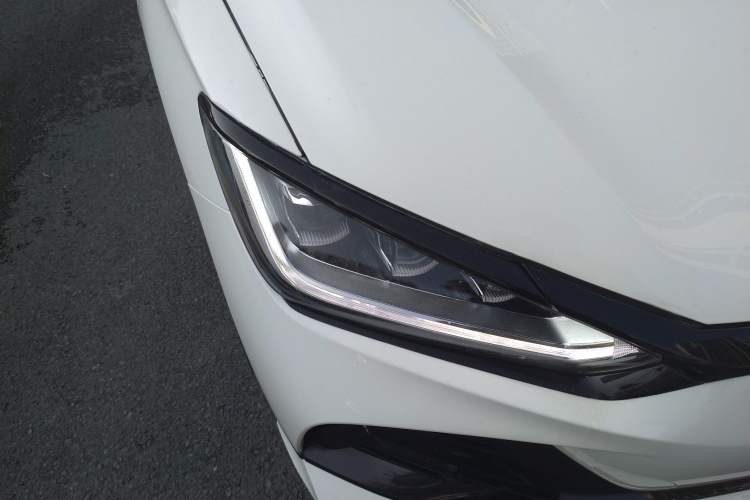 Used BYD e2 2023 Luxury Model Right Front Headlight