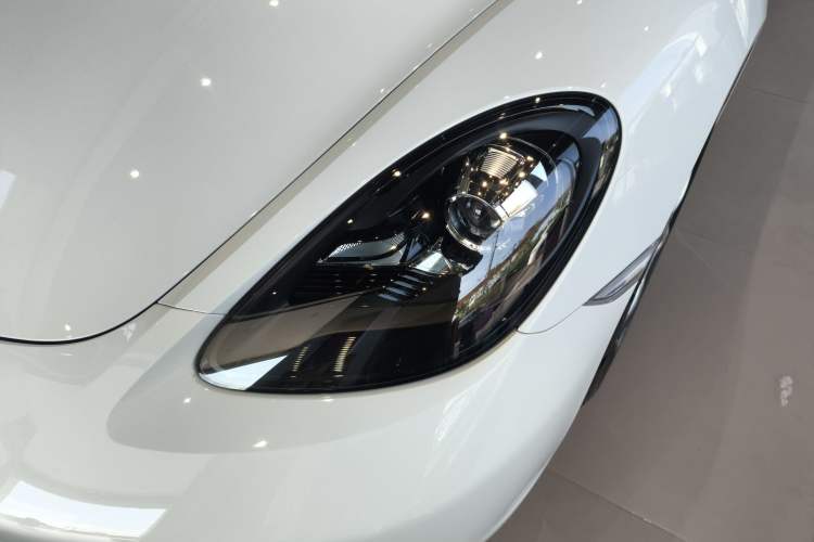 Used Porsche 718 2022 Boxster 2.0T