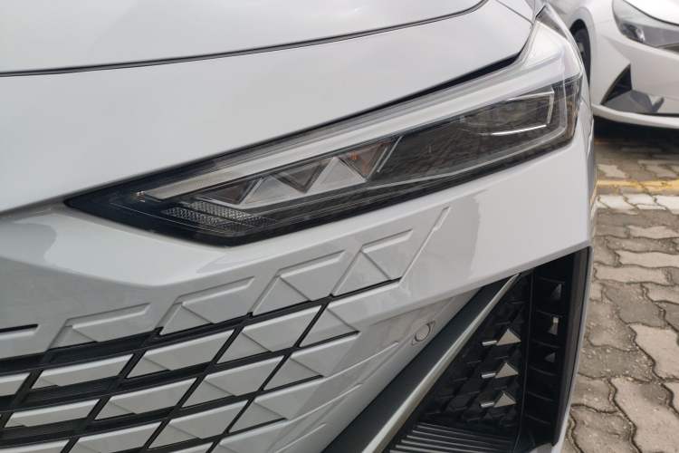 Used CHANGAN UNI-V 2022 1.5T Prestige Version Left Front Headlight