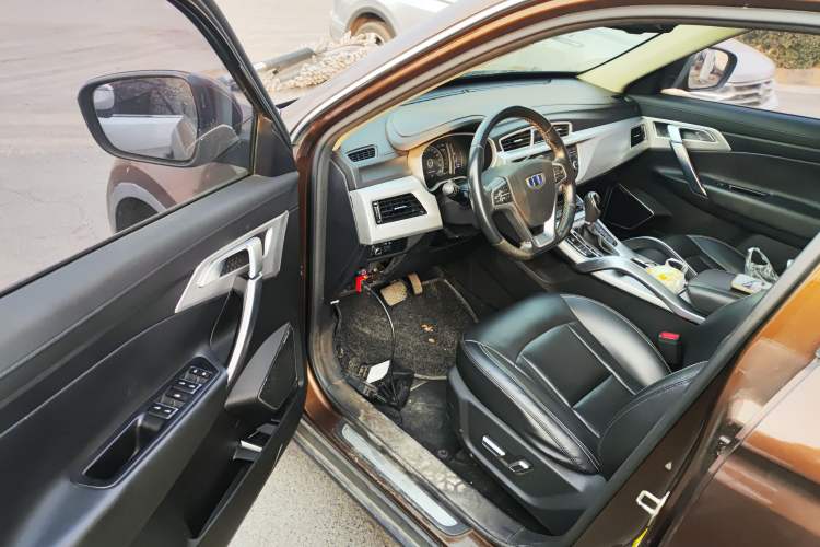 Used Geely Auto Emgrand X7 Sport 2016 1.8TD Automatic Smart Model