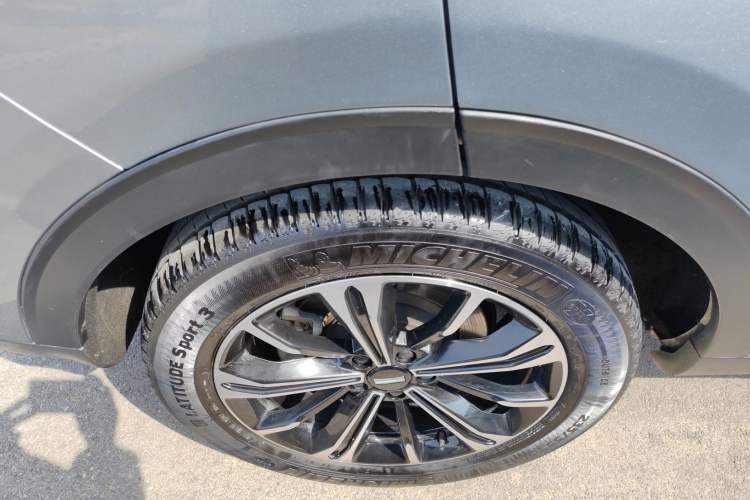 Used Wey VV6 2021 2.0T Two-Wheel Drive Smart Plus
