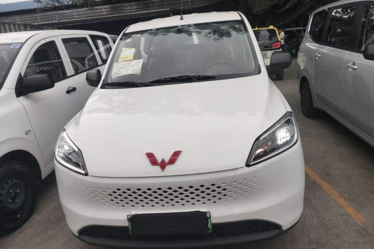 Used Wuling Hongguang New Energy 2025 Extended-Range Hybrid 50KM Comfort Version