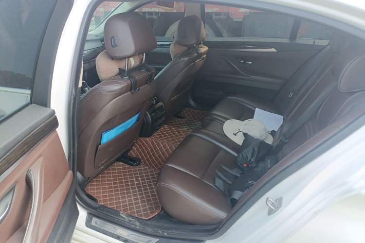 Used BMW 5 Series 2014 525Li Luxury Design Package
