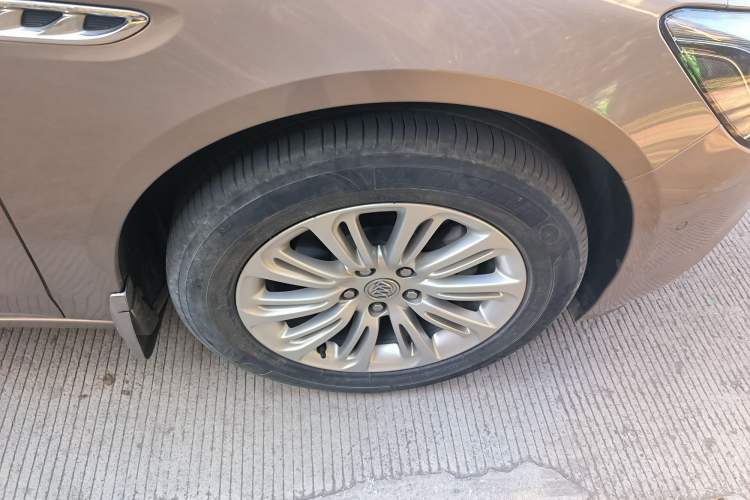 Used Buick LaCrosse 2016 30H Luxury Version