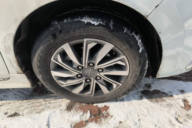 Used SAIC MAXUS G20 2021 PLUS 2.0T Gasoline Automatic Luxury Edition