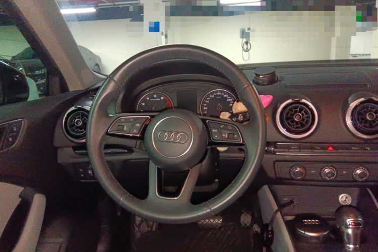 Used Audi A3 2017 Sportback 35 TFSI Fashion Model
