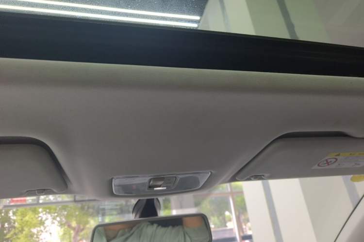 Used Jetta VS5 2022 280TSI Automatic Enjoyment Model Headliner