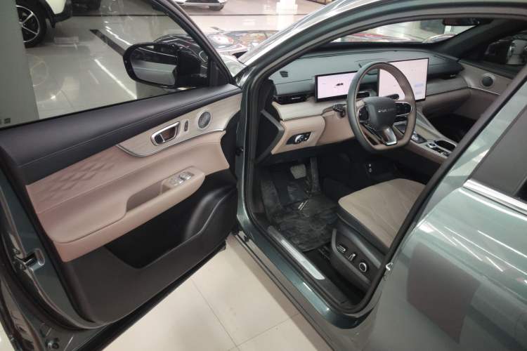 Used Chery Fengyun T8 2025 1.5T 130km Deluxe Version 5 Seats