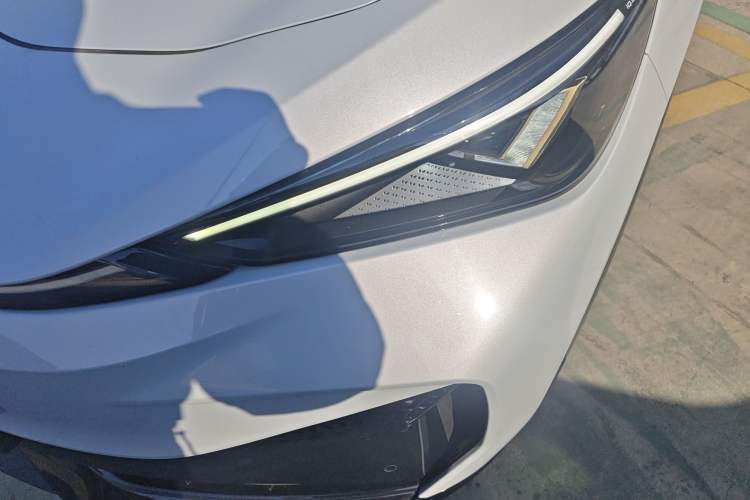 Used Volkswagen ID.UNYX 2024 Pro Long-Range Version