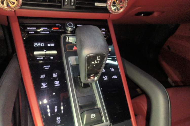 Used Porsche Cayenne 2023 Cayenne 3.0T Platinum Edition
