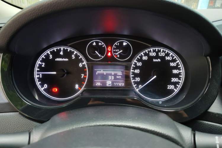 Used Nissan Tiida 2014 1.6L CVT Smart Model Instrument Cluster