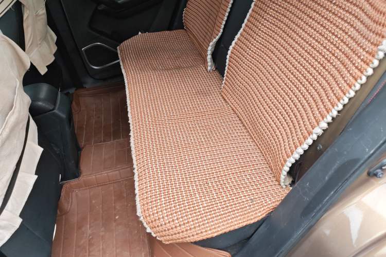 Used FAW Senya R7 2016 1.6L Manual Luxury Model Left Rear Seat