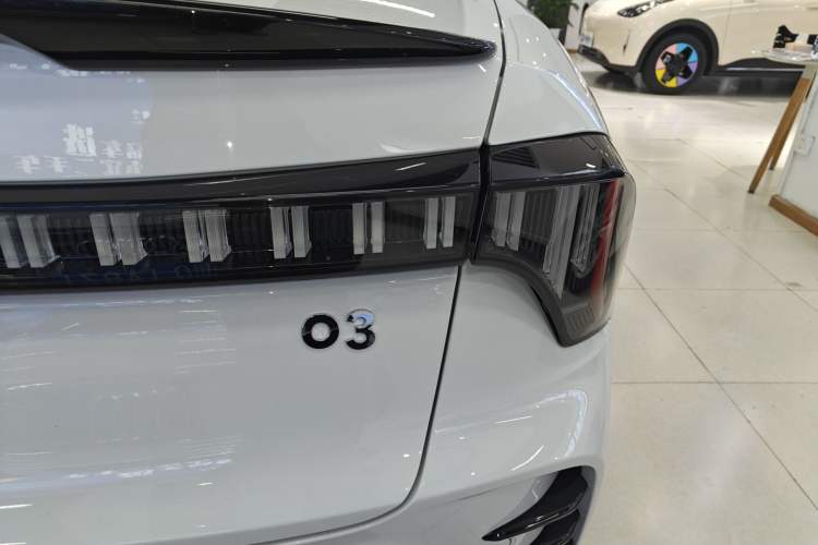 Used Lynk & Co 03 2023 1.5TD DCT JingPro
