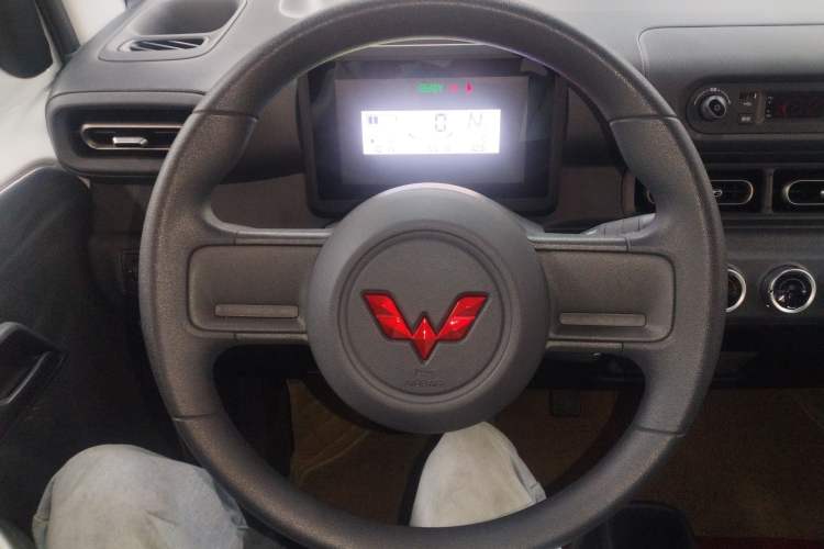 Used Wuling Zhiguang New Energy 2025 Comfort Model Steering Wheel