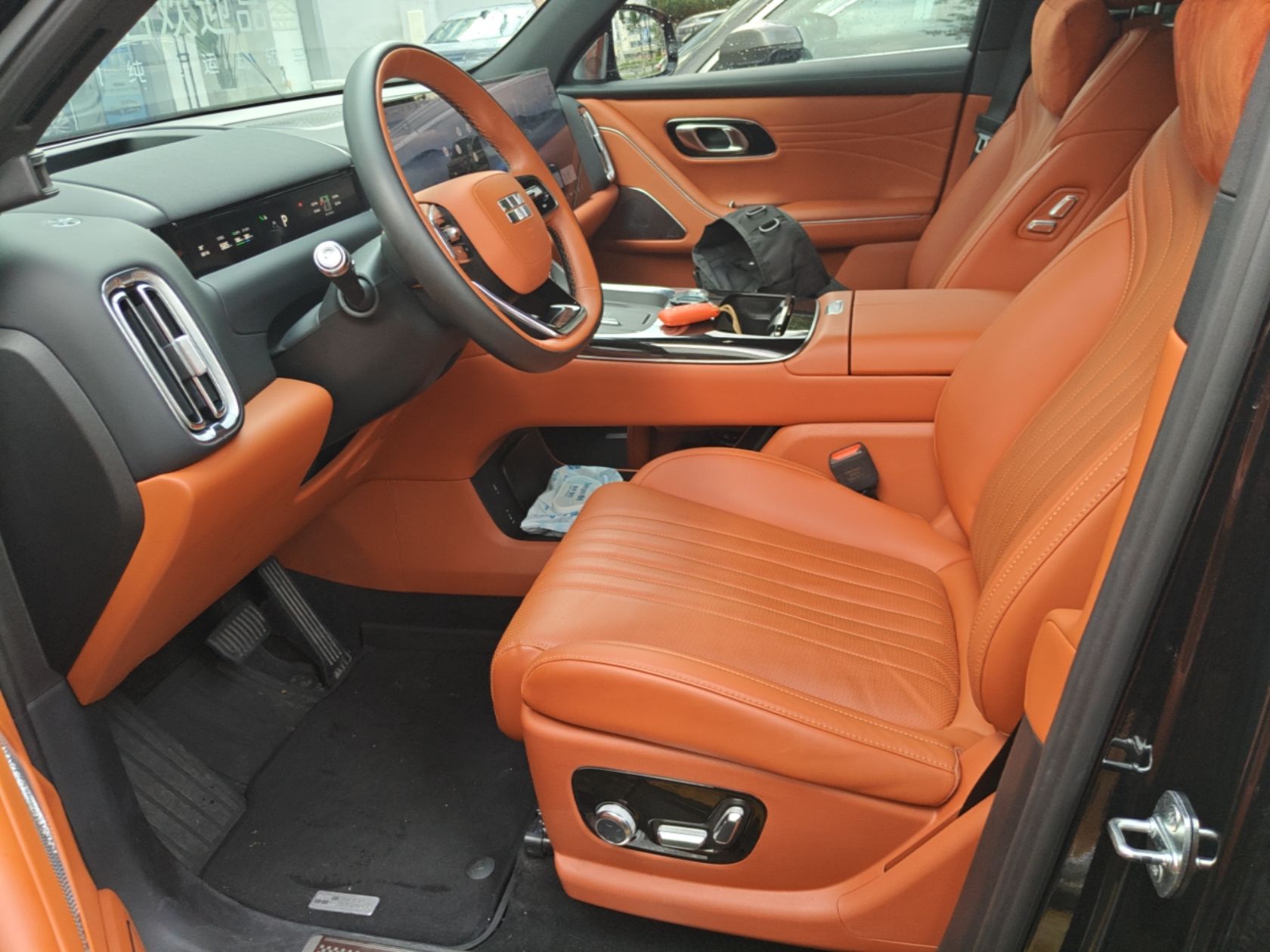 Geely Galaxy M9 2025 Model 210km Four-Wheel-Drive Leading Edition — снимка 17