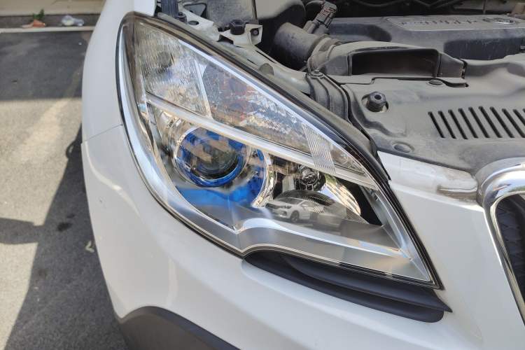 Used Buick Encore 2015 1.4T Automatic Two-Wheel Drive Urban Elite Version