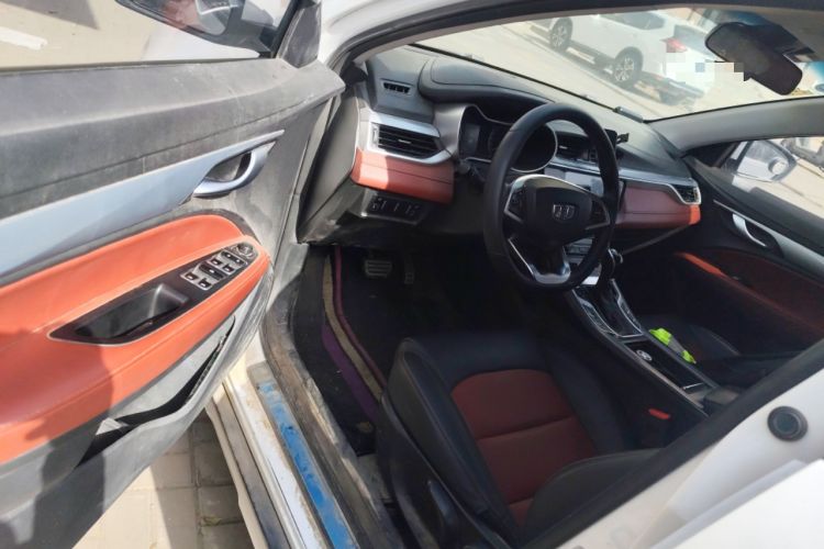 Used Geely Auto Vision S1 2019 Upgraded Model 1.5L CVT Luxury Version
