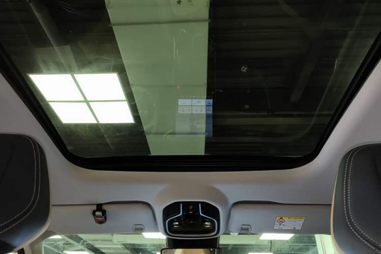 Used Geely Auto FX11 2023 1.5TD DCT Prestige Edition
