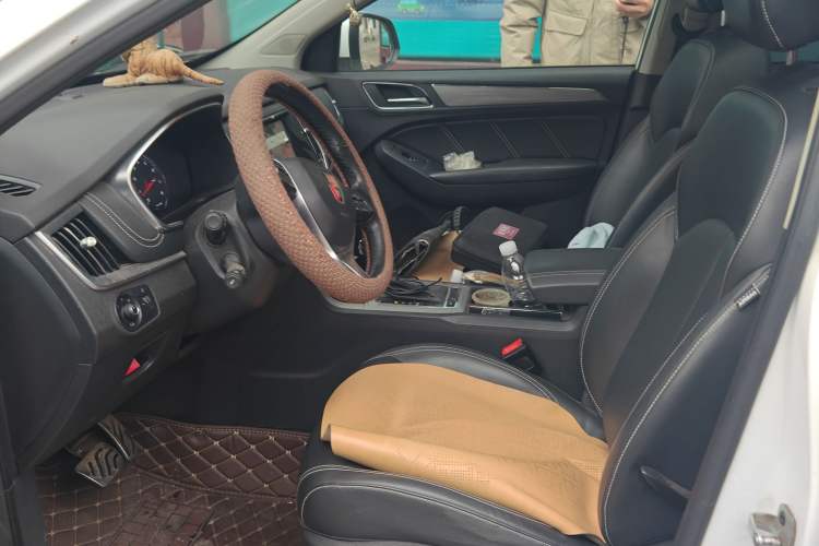 Used Roewe RX5 2016 20T Two-Wheel Drive Automatic Internet Smart Edition