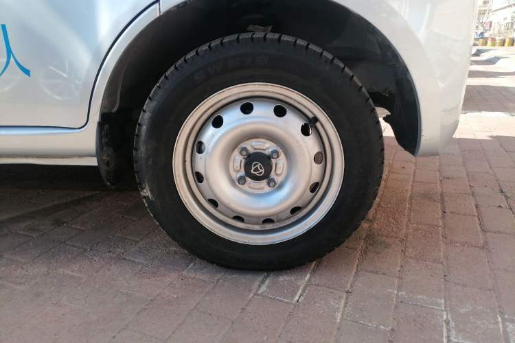 Used CHANGAN KAICHENG Star 5 2022 1.4L Classic Edition Passenger Vehicle JL473Q3 Right Front Wheel Hub