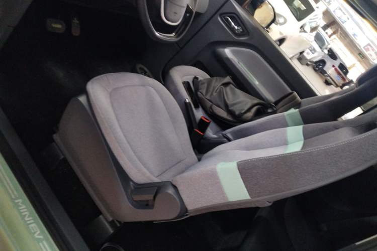 Used Wuling Hongguang MINIEV 2021 Macaron Fashion Model Lithium Iron Phosphate