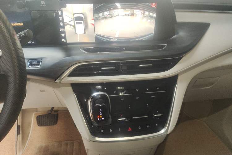 Used Buick GL8 2023 ES Lu Zun Comfort Model