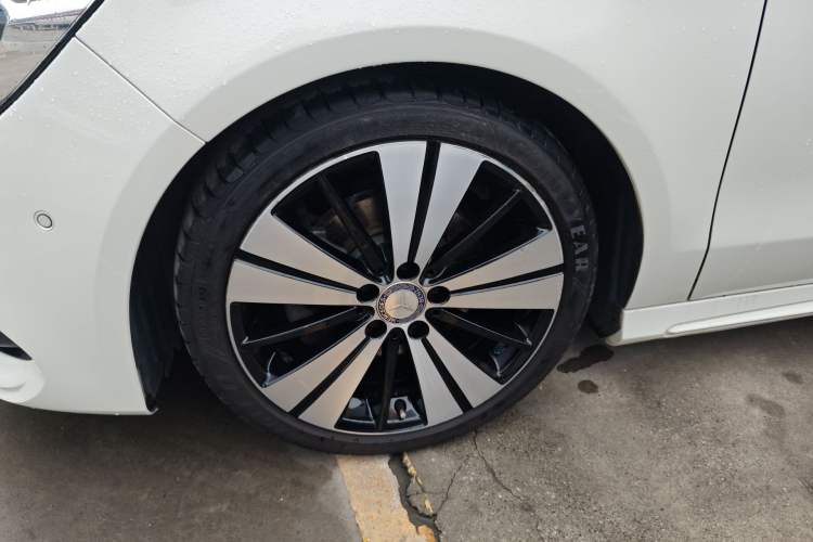 Used Mercedes-Benz CLA 2016 Facelifted CLA 200 Stylish Edition
