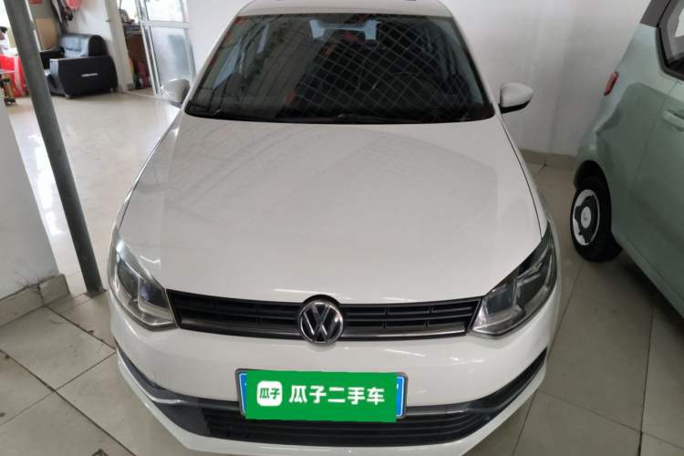 Used Volkswagen Polo 2016 1.6L Automatic Comfort Model
