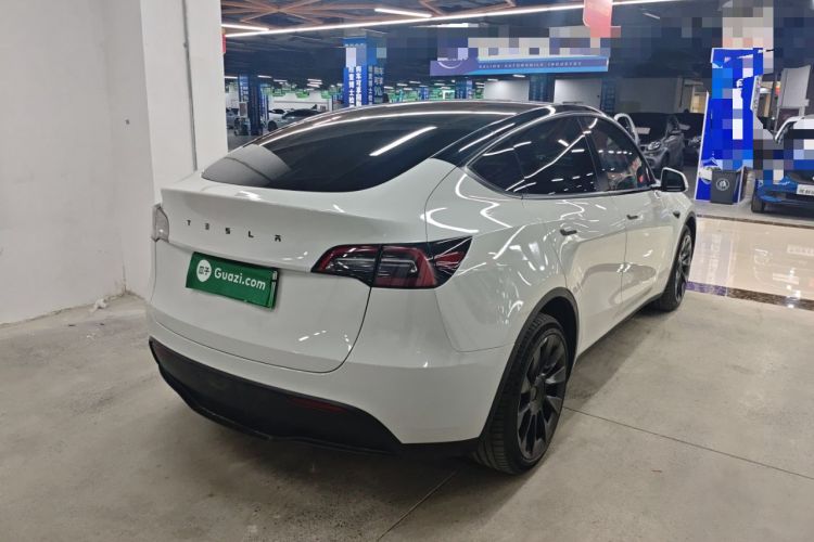 Used Tesla Model Y 2022 Long-Range All-Wheel-Drive Version