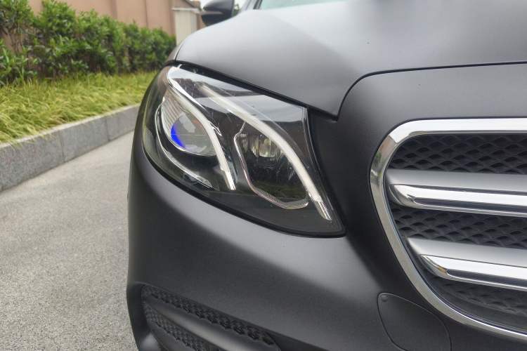 Used Mercedes-Benz E-Class 2019 E 260 L Sport Edition Right Front Headlight