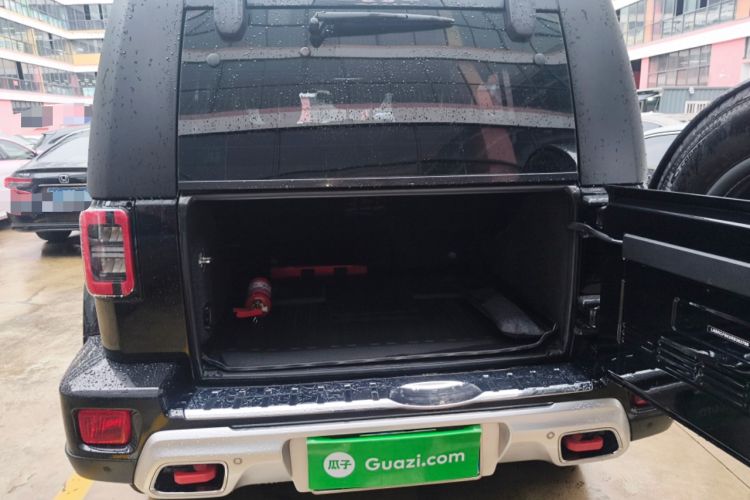 Used BAIC Off-Road BJ40 2024 2.0T Urban Hunter Honor Edition Trunk