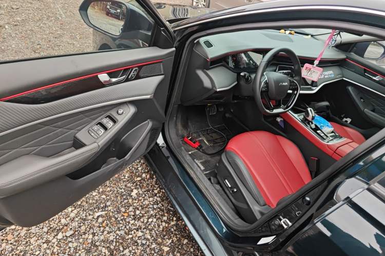 Used Dongfeng Aeolus Yixuan MAX 2021 1.5T Ultra-Stylish Trendsetter Edition Driver Seat