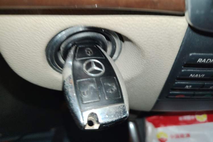 Used Mercedes-Benz E-Class 2012 E 200 L CGI Elegant Model
