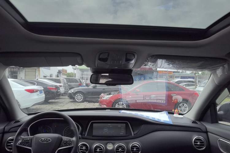 Used JAC Group Refine S7 2018 Super Edition 251T Automatic Supreme 5-Seater
