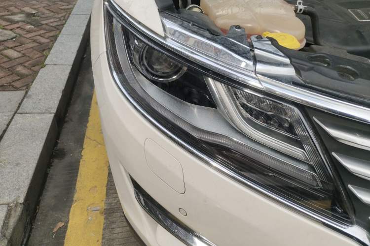 Used Lincoln MKC 2014 2.0T Two-Wheel-Drive Luxury Edition