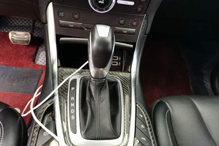 Used Ford Edge 2016 EcoBoost 245 Four-Wheel Drive Titanium 7-Seater