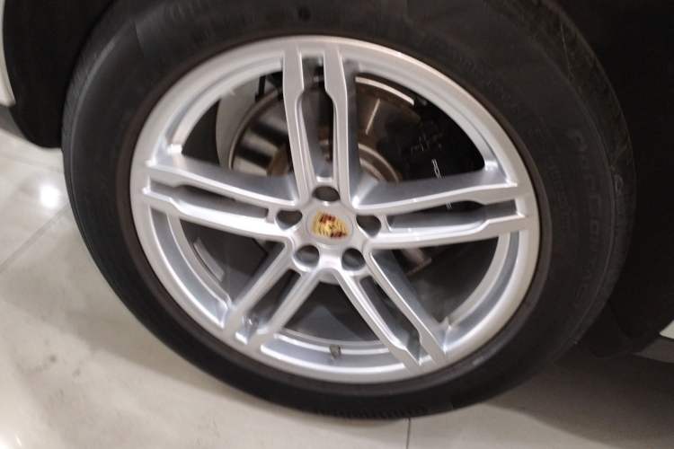 Used Porsche Macan 2024 Macan 2.0T