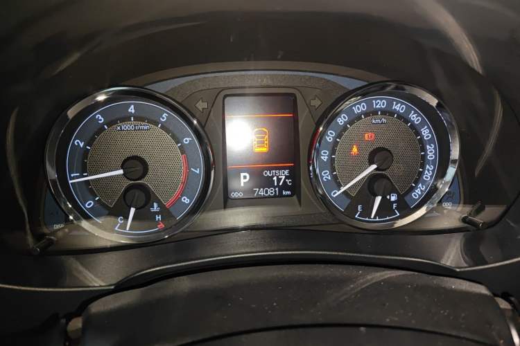 Used Toyota Corolla 2014 1.6L CVT GL-i Leather Edition Instrument Cluster