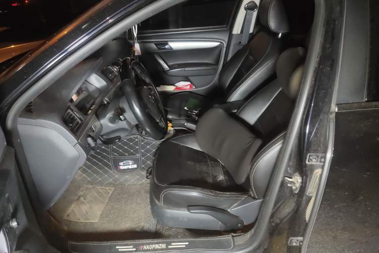 Used Volkswagen Lavida 2013 Revised Classic 1.6L Manual Fashion Edition Left Front Seat