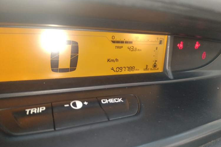 Used Citroen C-Quatre 2012 Sedan 1.6L Manual Prestige Model
